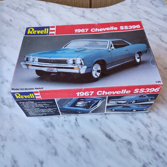 CHEVY CHEVELLE 1967 SS396 ELECTRIC BLUE  MODEL KIT 1:25 CHEROLET USA 7146 REVELL - Picture 1 of 6
